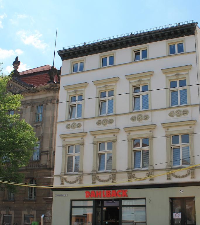 Bett-Point Am Rathaus Vendégház Potsdam Kültér fotó